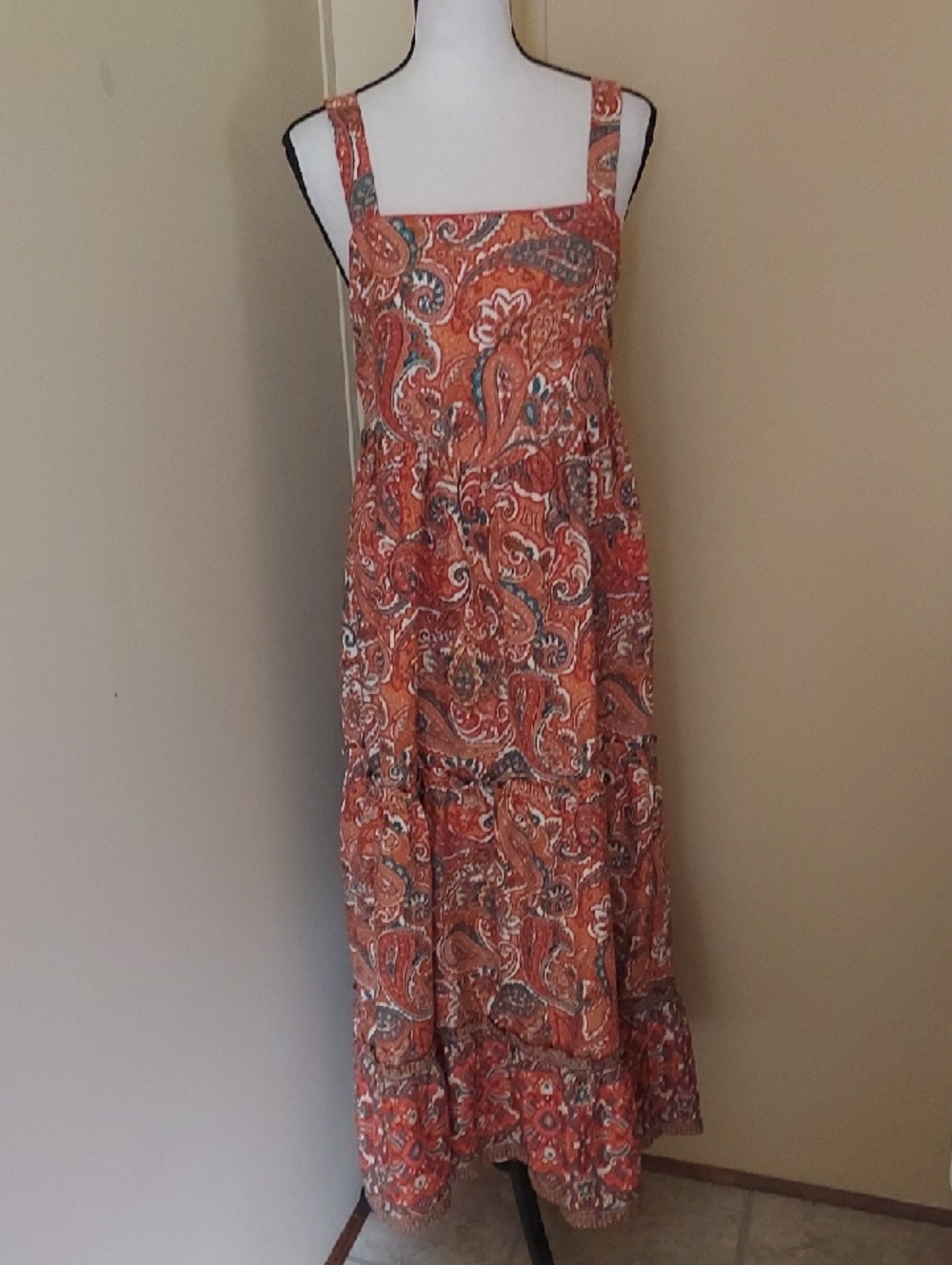 Women’s Maxi Dress in Rust Paisley Print